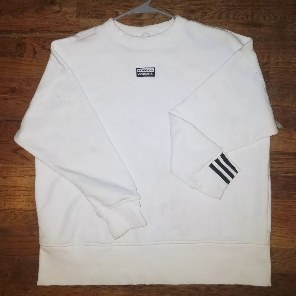 White Adidas crewneck sweatshirt